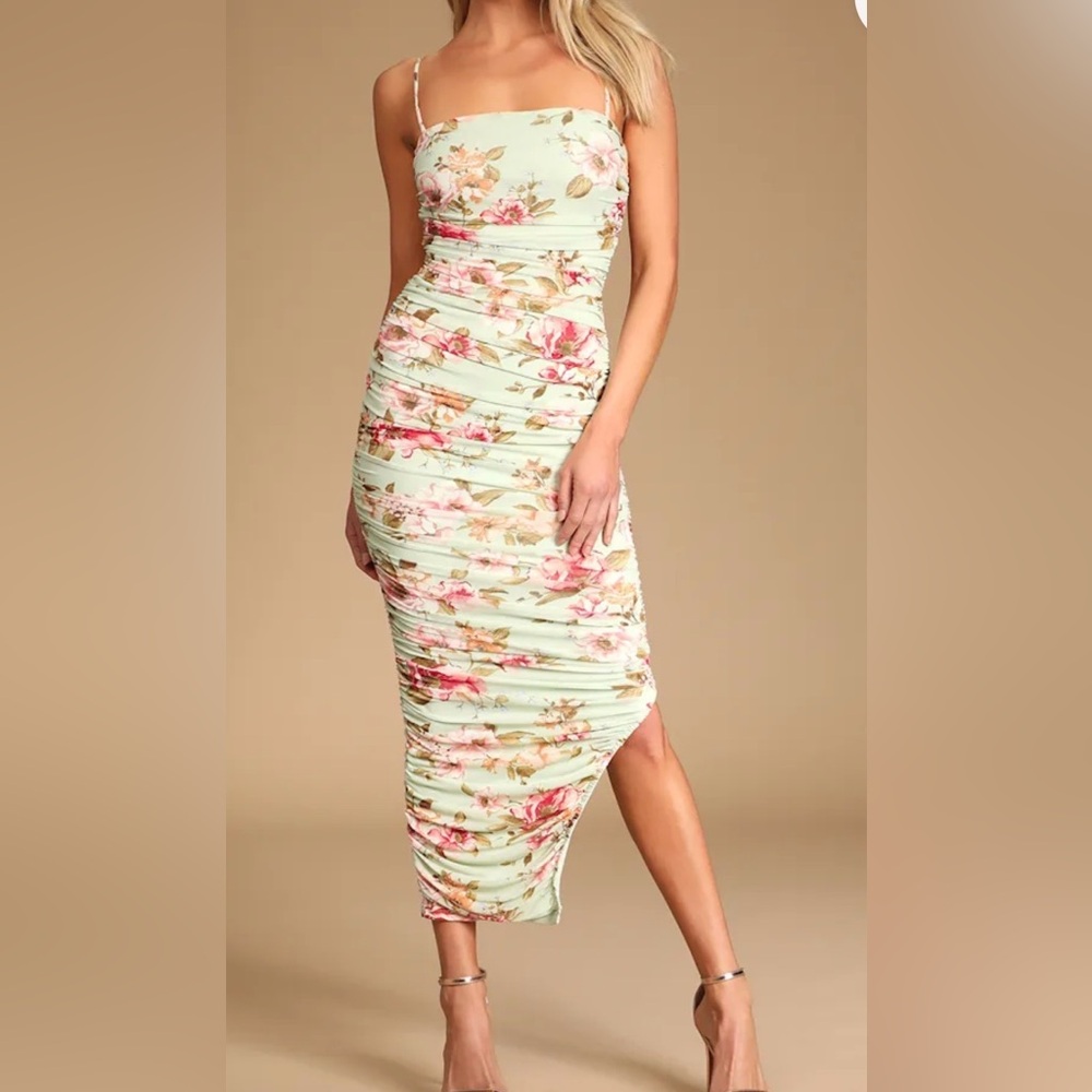 Lulu's Wedding Guest Sage Floral Print Ruched Mesh Bodycon Midi Dress Sz M EUC